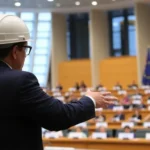 El Parlamento Europeo prohíbe cobrar por equipaje de mano en 2025