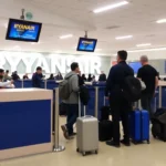 Reclama fallo en el check-in de Ryanair por retraso y 50€